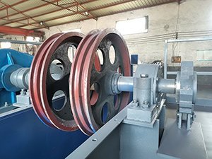 TH、HL型環(huán)鏈離心斗式提升機