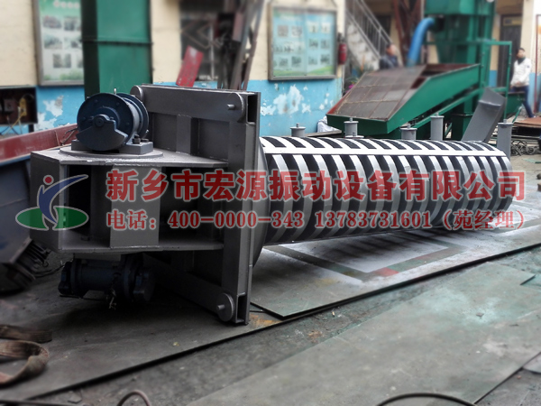 垂直振動(dòng)提升機(jī)