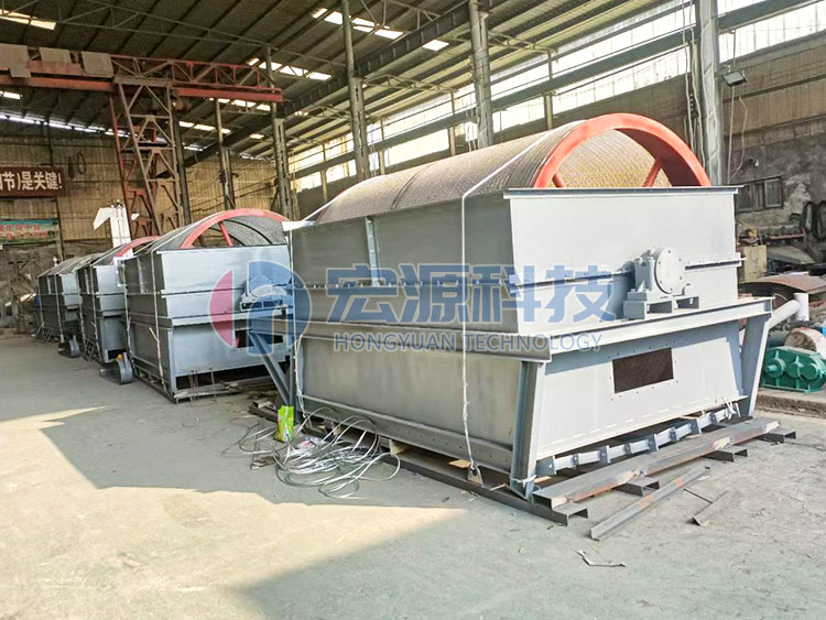 四臺封閉式滾筒篩